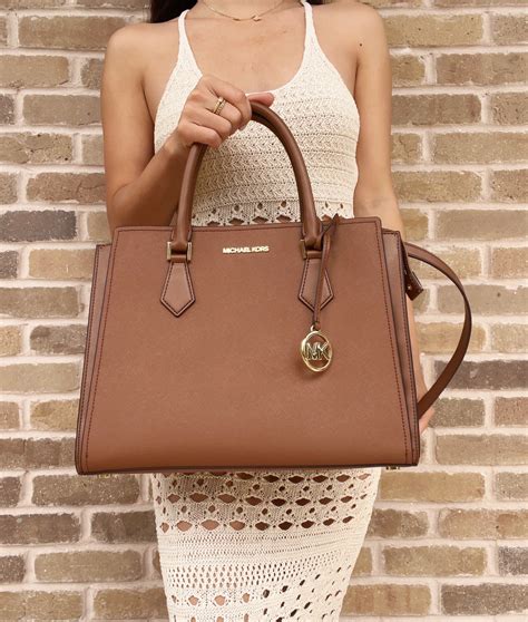 michael kors hope messenger bag|Michael Kors crossbody Messenger bag.